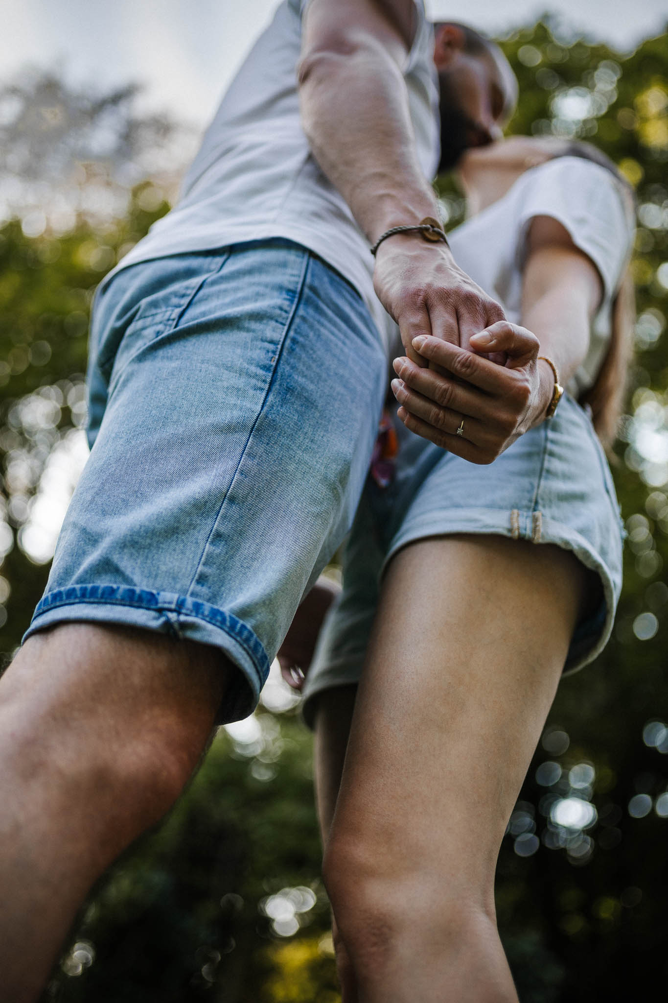 Couple contre-plongée